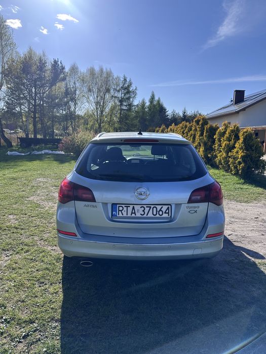 Opel Astra J 1.4t +LPG  Cosmo