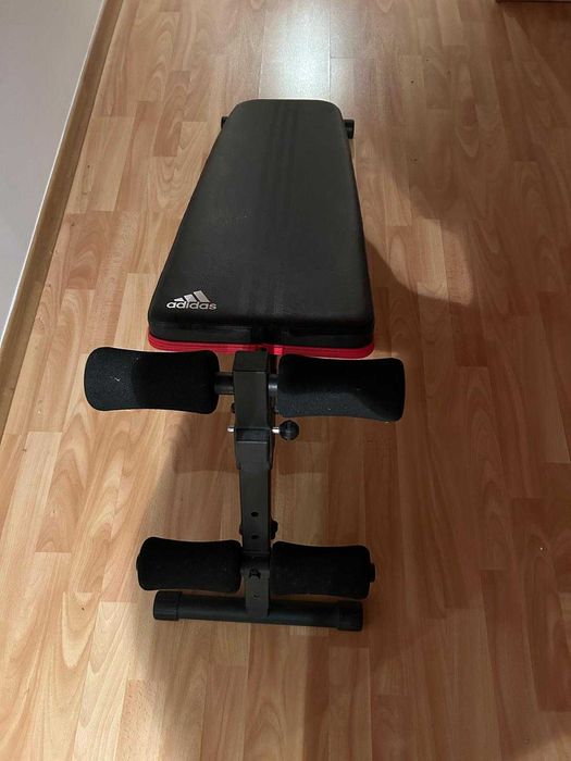 Banco de fitness marca Adidas