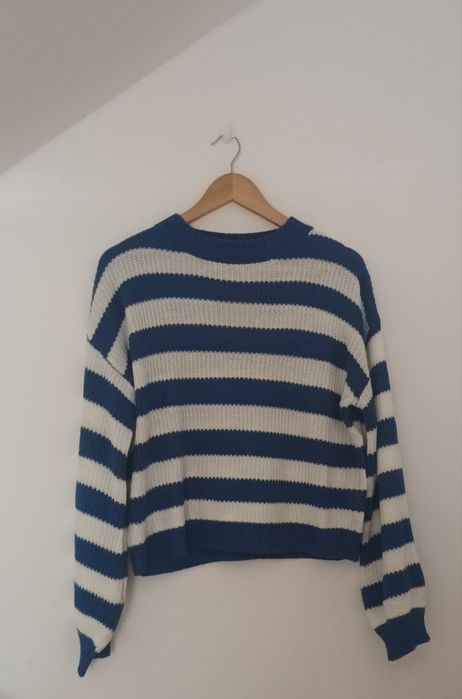 Camisola de malha ás riscas