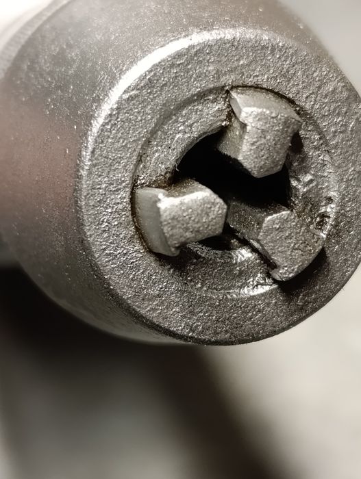 Sprzedam zabytkowa wiertarka