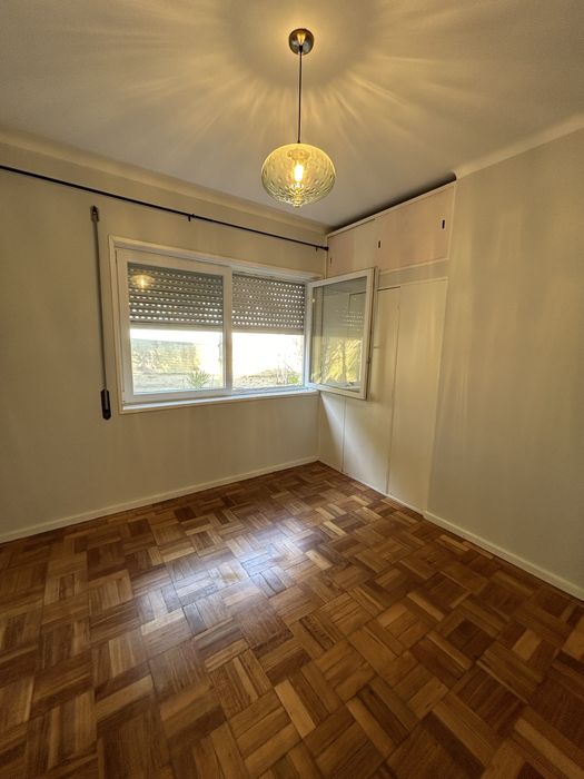 Apartamento t2+1 perto das piscinas de Campanhã