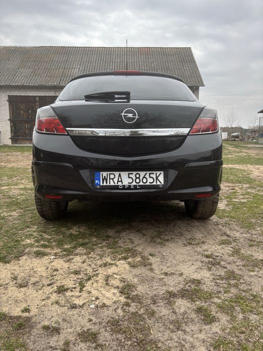 Opel astra h gtc