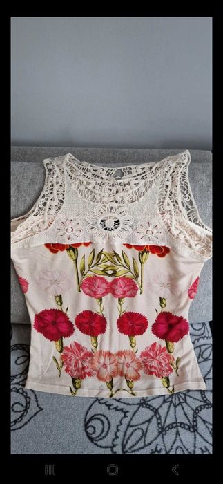 Śliczna bluzeczka Desigual rozmiar M