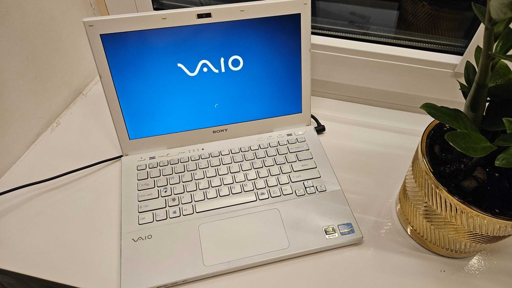Laptop Sony Vaio SVS1312G3EW SSD 256GB WIN 10
