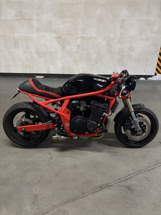 Suzuki Bandit GSF 600, 2002 – unikatowy Cafe Racer