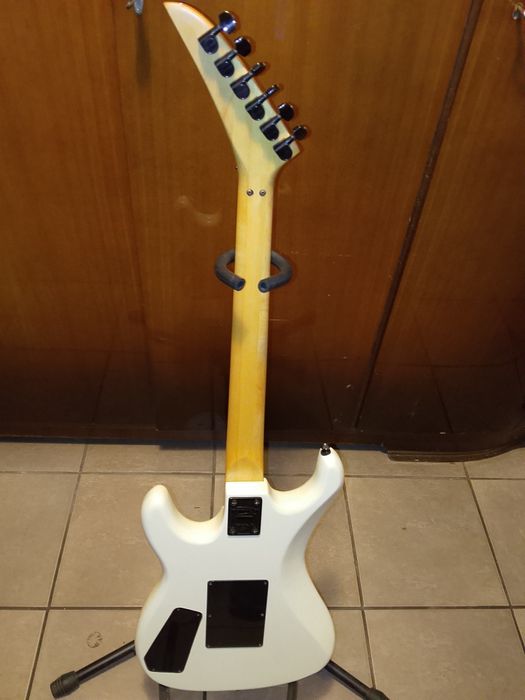 Gitara elektryczna Kramer Striker 100 ST.
