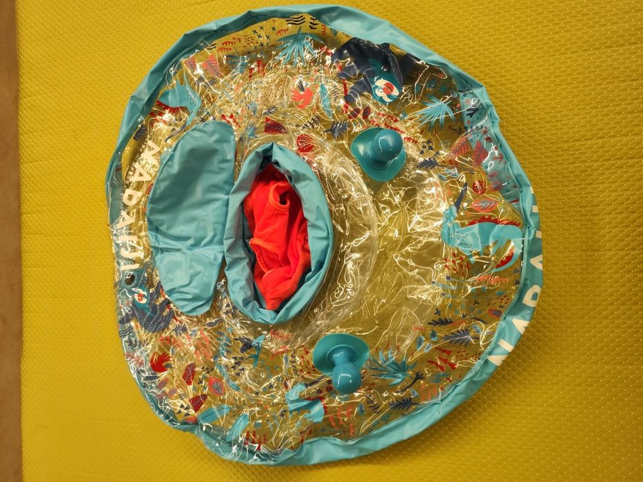 Boia Insuflável de Piscina com assento e pegas para Bebé de 7-15 kg