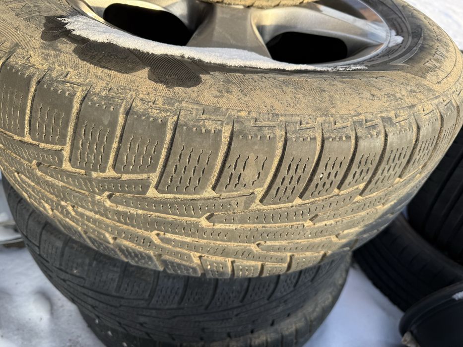 Продам колеса гума на дисках 4 шт 5*130