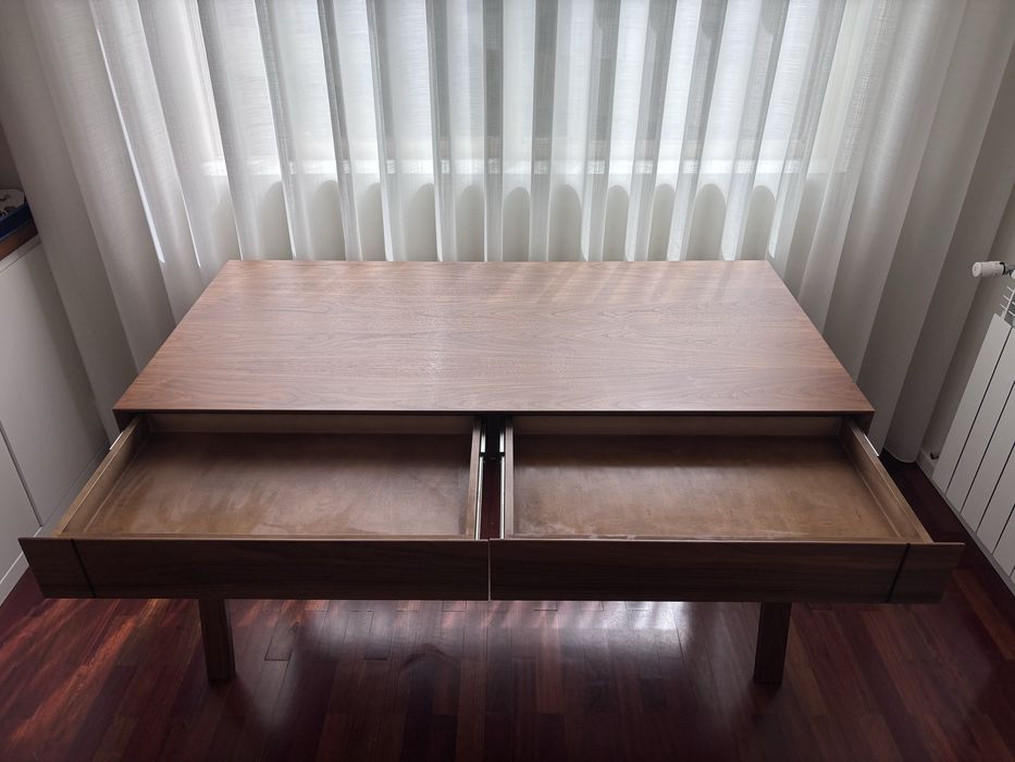 Secretária de Design Escandinavo EMKO 4.9 em Nogueira