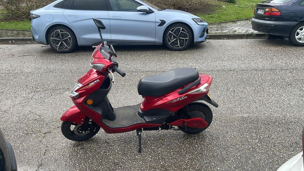 Scooter elétrica milg