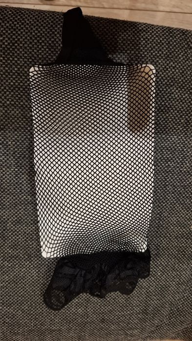 Pończochy damskie kabaretki.