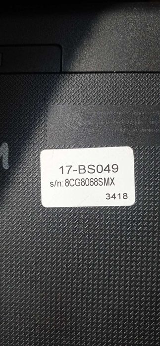 Laptop HP 17-BS049 17" i5-7200 16GB RAM, 254GB SSD win10