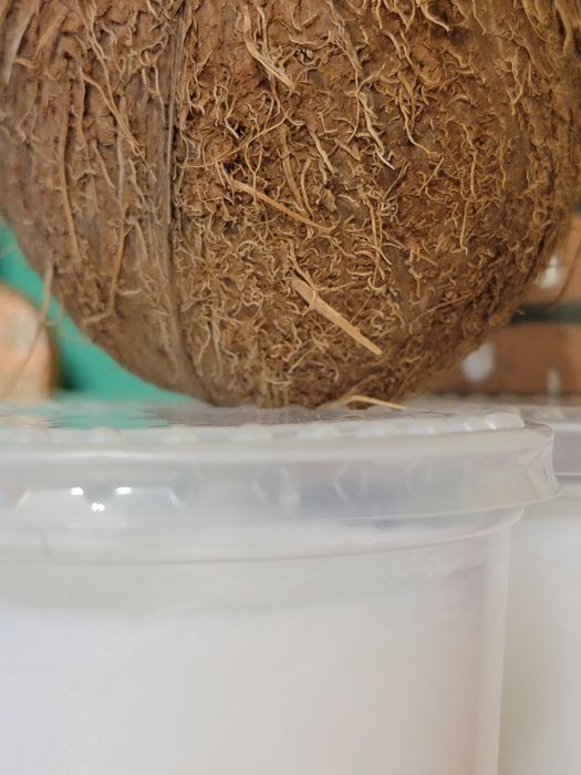 Кокосова олія нерафінована першого віджиму