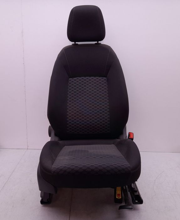 Banco frente direito OPEL Astra K