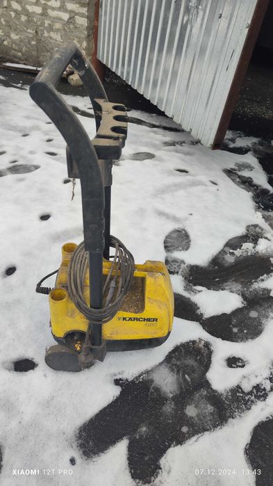 Продам Karcher бу