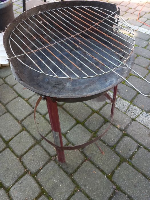 Grill turystyczny przenośny dwie sztuki mały i duży