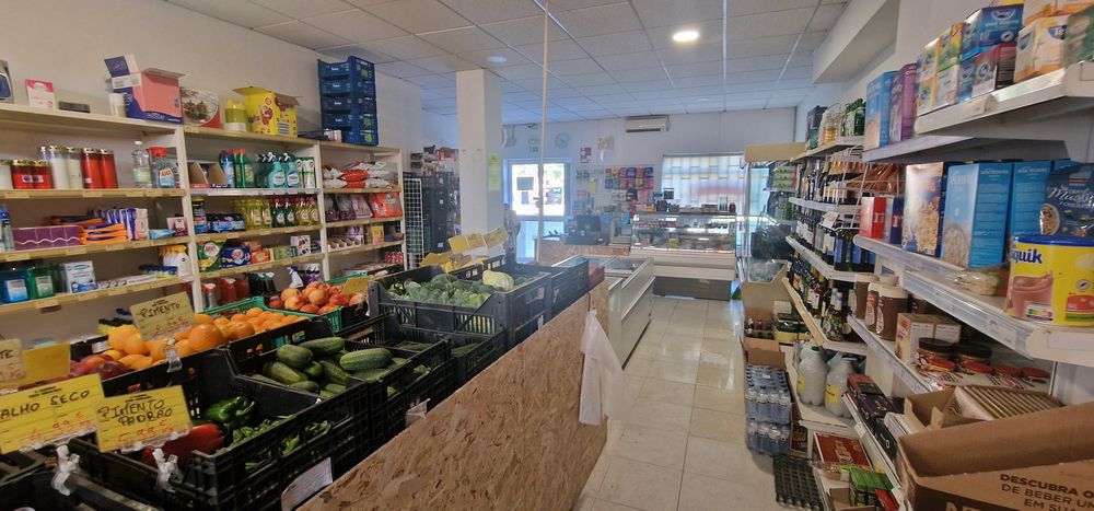 Trespasse de mini mercado 79m²