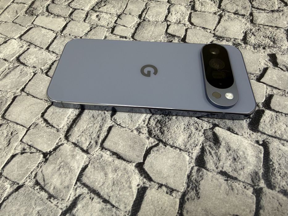 New Google Pixel 10 Pro XL 16/256gb Moonstone Global 950$