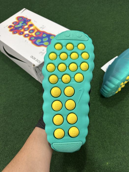 Nike Mind 001 Seal