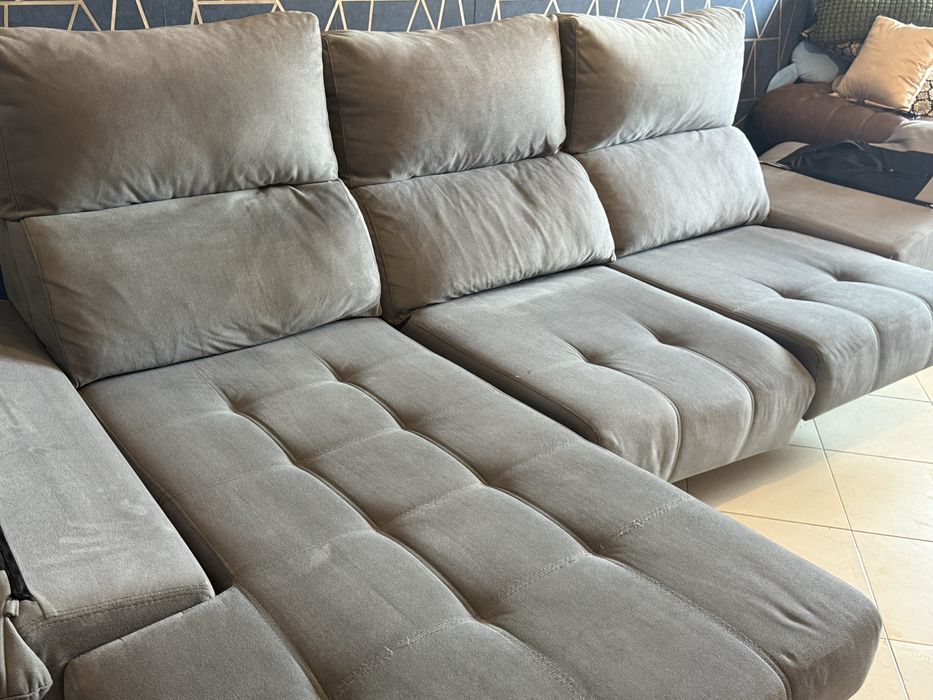 Sofa com Chaise Longue