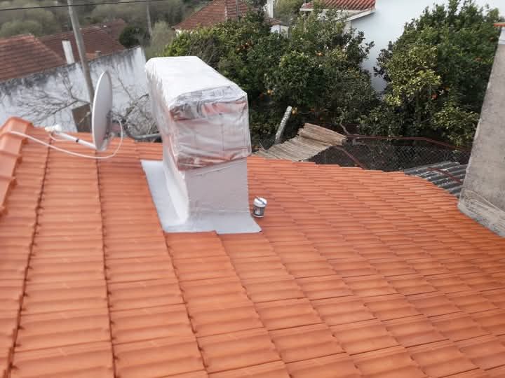 Pladur, chão flutuante, pinturas e lavagens de telhados