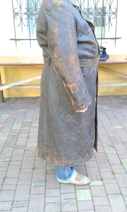 Продаю німецький шкіряний плащ часів другої світової війни