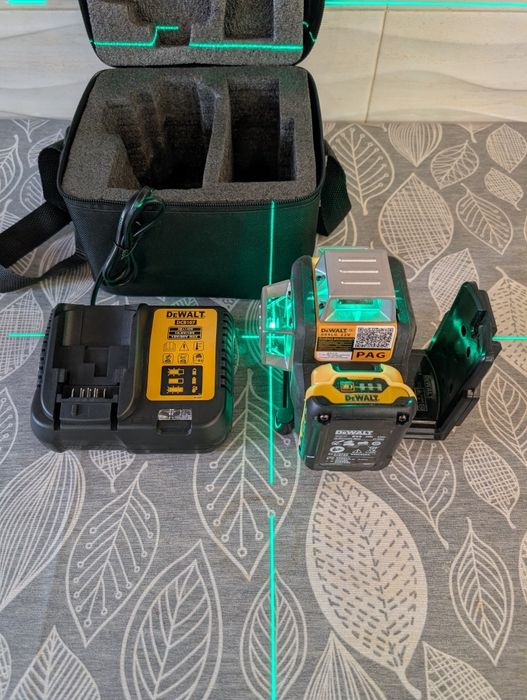 Лазерний рівень DeWalt