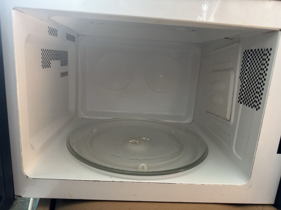 Продам микроволновку daevoo