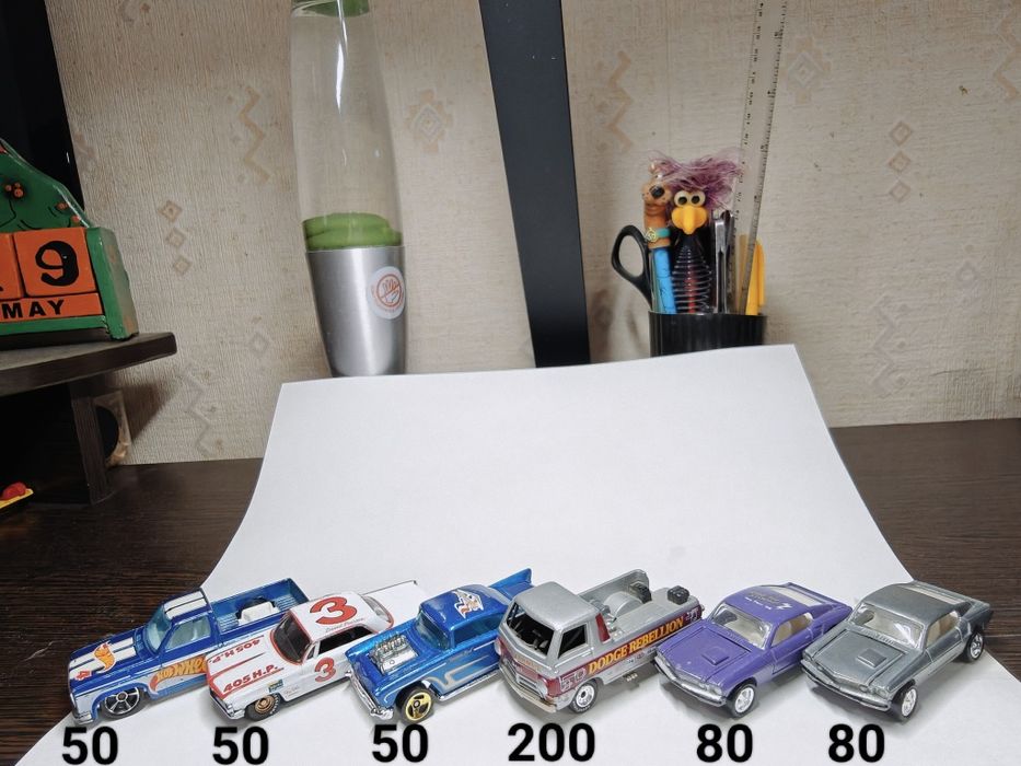 Машинки модели hot wheels matchbox Johnny lightning tootsie racing champions