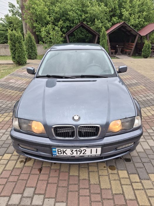 Продам машину BWM e46