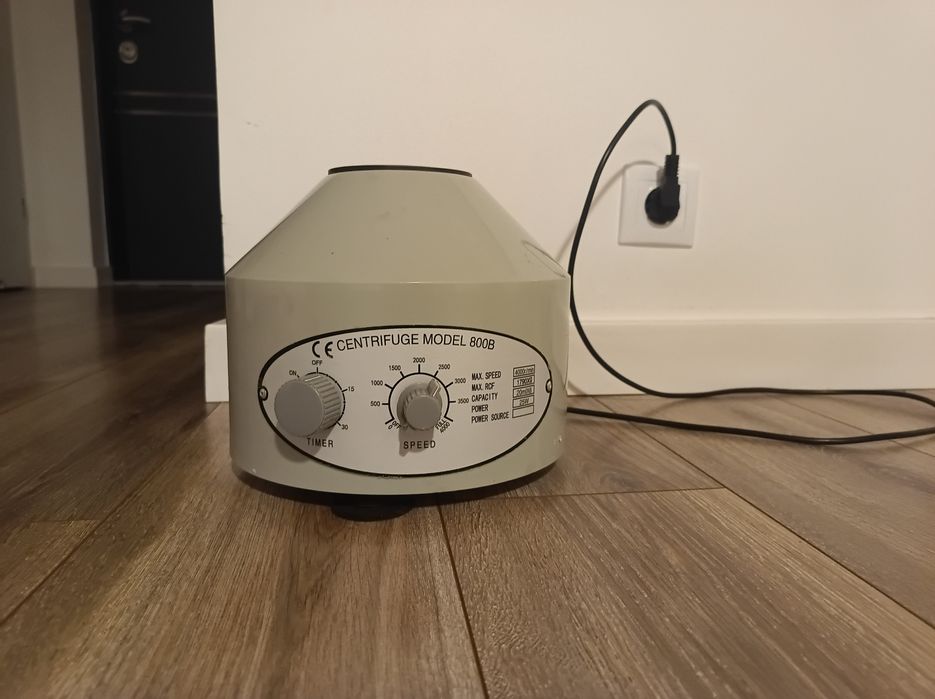 Wirówka laboratoryjna