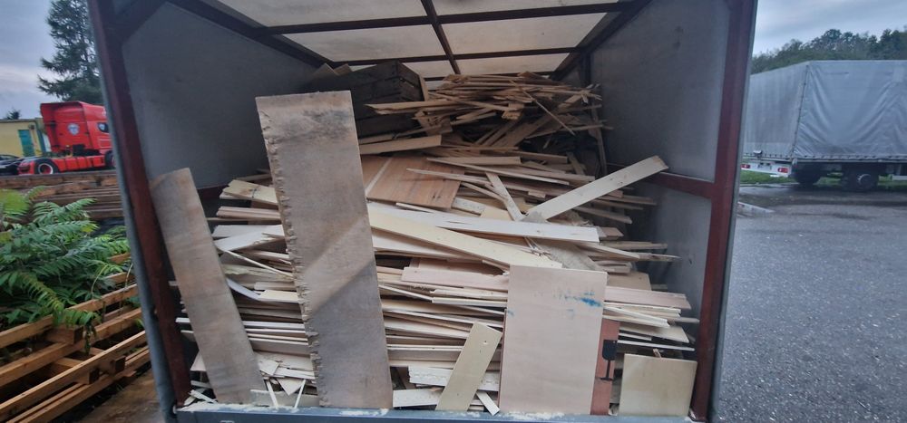 Oddam odpady sklejki