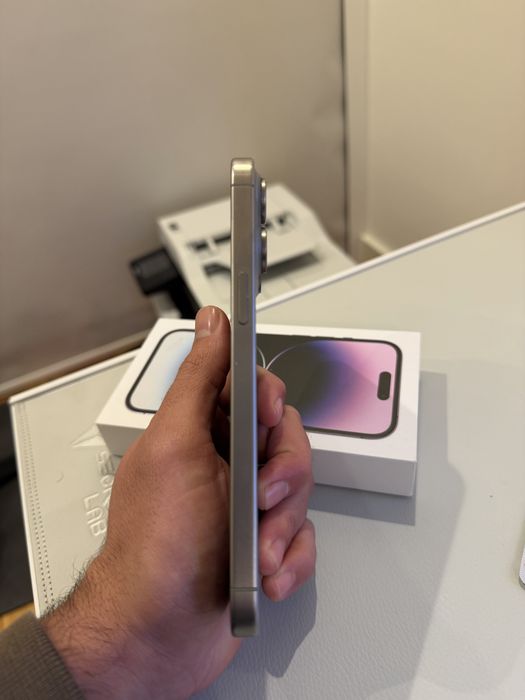 iPhone 15 Pro Max 256GB – Titânio Natural – Impecável