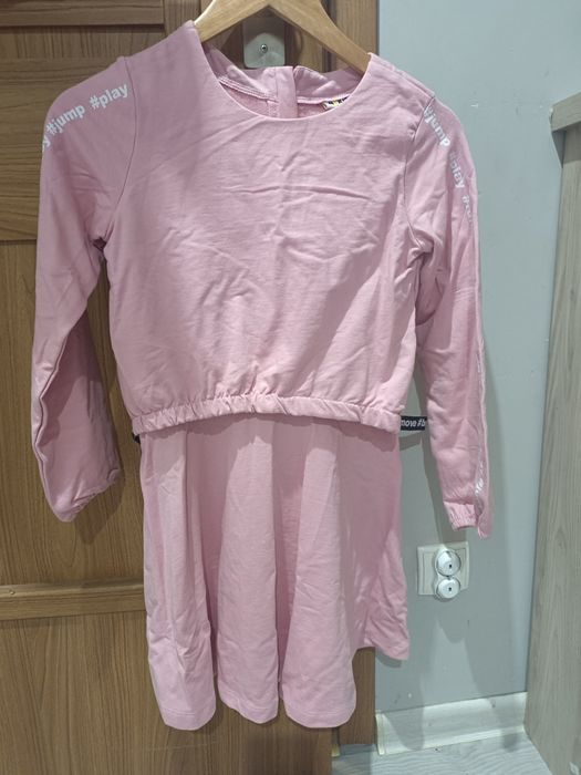 Sukienka dresowa r.146/152