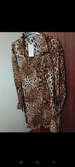 Camiseiro/Túnica padrão tigresa novo