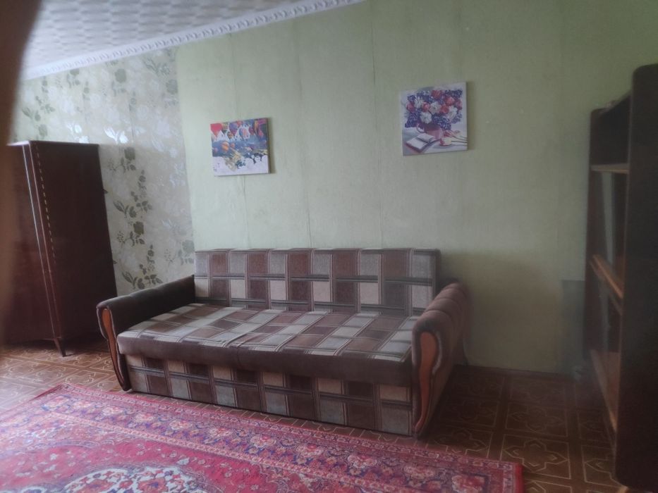 Продам квартиру 3х.комнатную,центр.