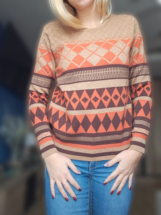 Sweter błyszczący