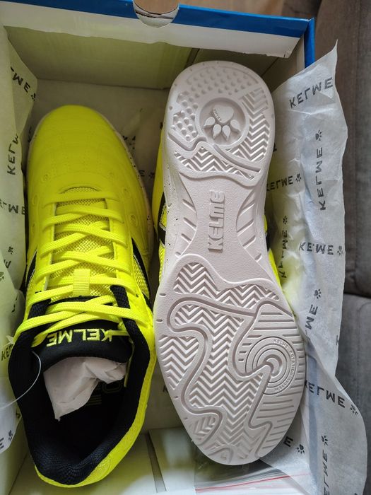 Buty halowe Kelme Indoor Copa – rozmiar 42