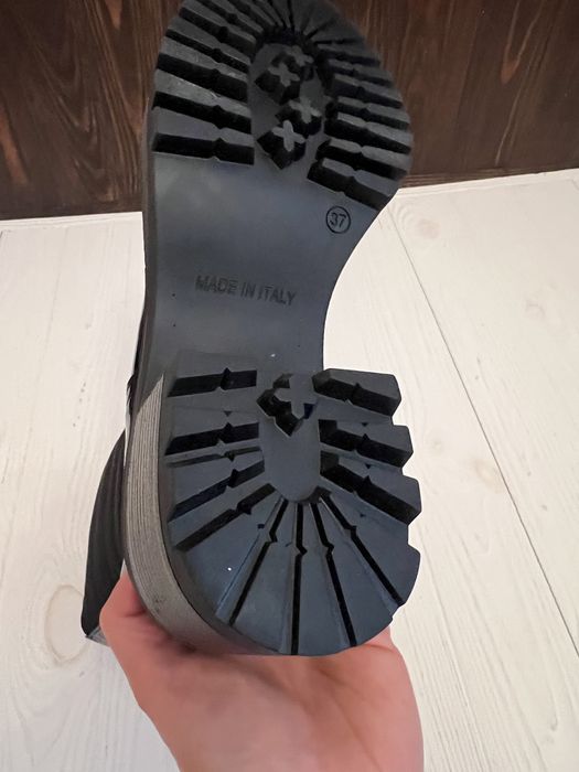 Черевики жіночі Італія Laura Bellariva  37,5