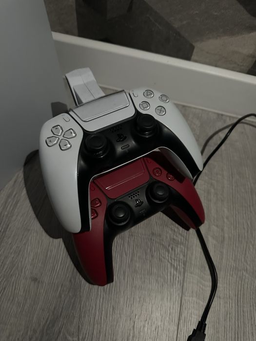 Sony playstation 5 два джойстика