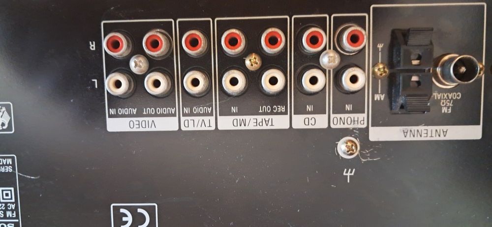 Amplituner że wzmacniaczem SONY