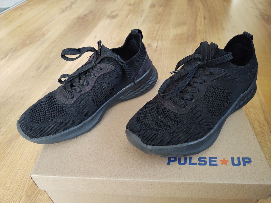 Dziecięce buty sportowe Pulse Up 37  Adidasy