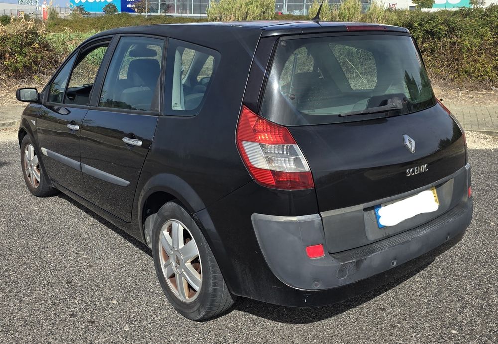 Renault grand scenic 7lugares 1.5dci 105cv — photo 4