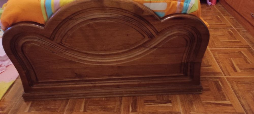 Cama de solteiro + colchão
