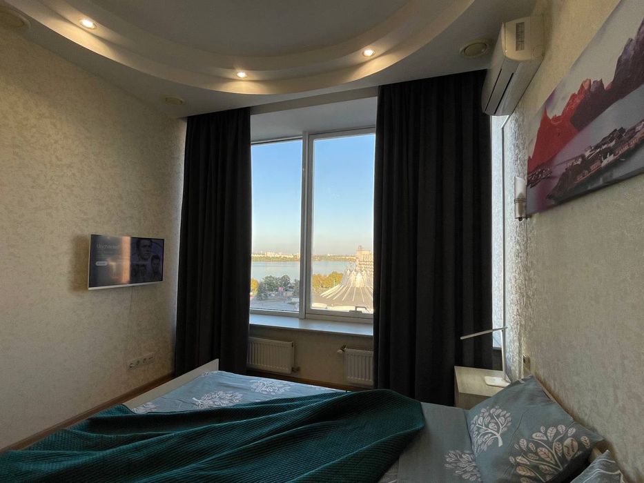 Квартира погодинно, подобово 2 кв в Мост сіті