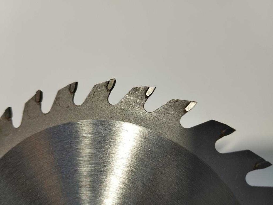 Disco Serra Circular 125mm, Furo de 20mm *** NOVO ***