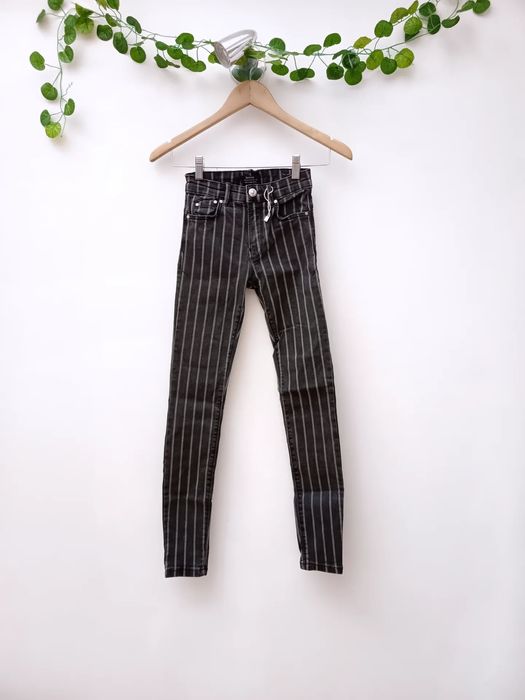 Calças de Ganga Skinny às Riscas