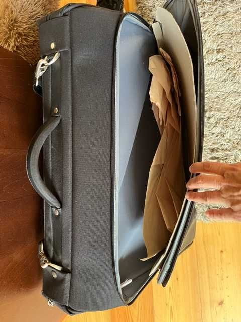 Porta-Fatos Samsonite Novo