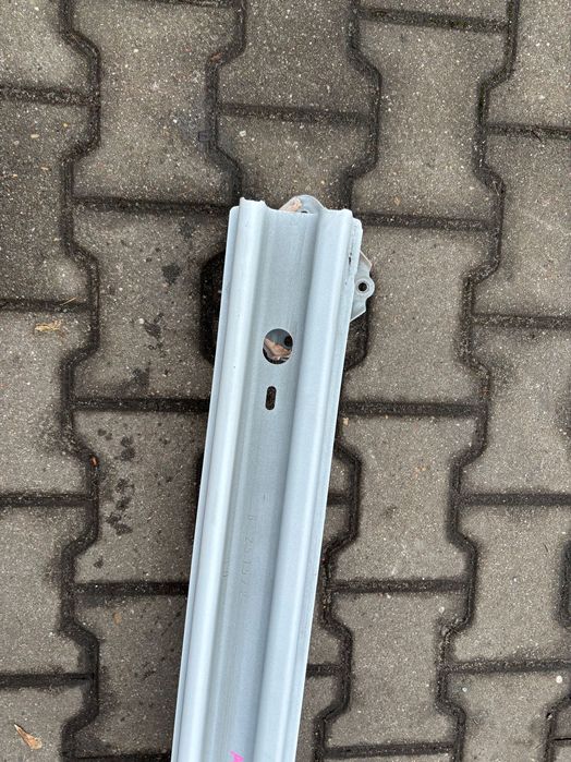 Belka zderzaka tył Toyota Aygo X 040