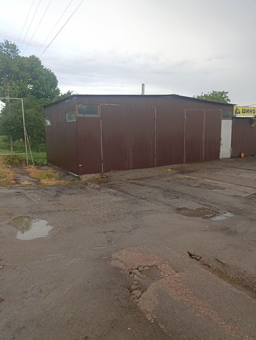 Продам приміщення  . Можлива oренда.